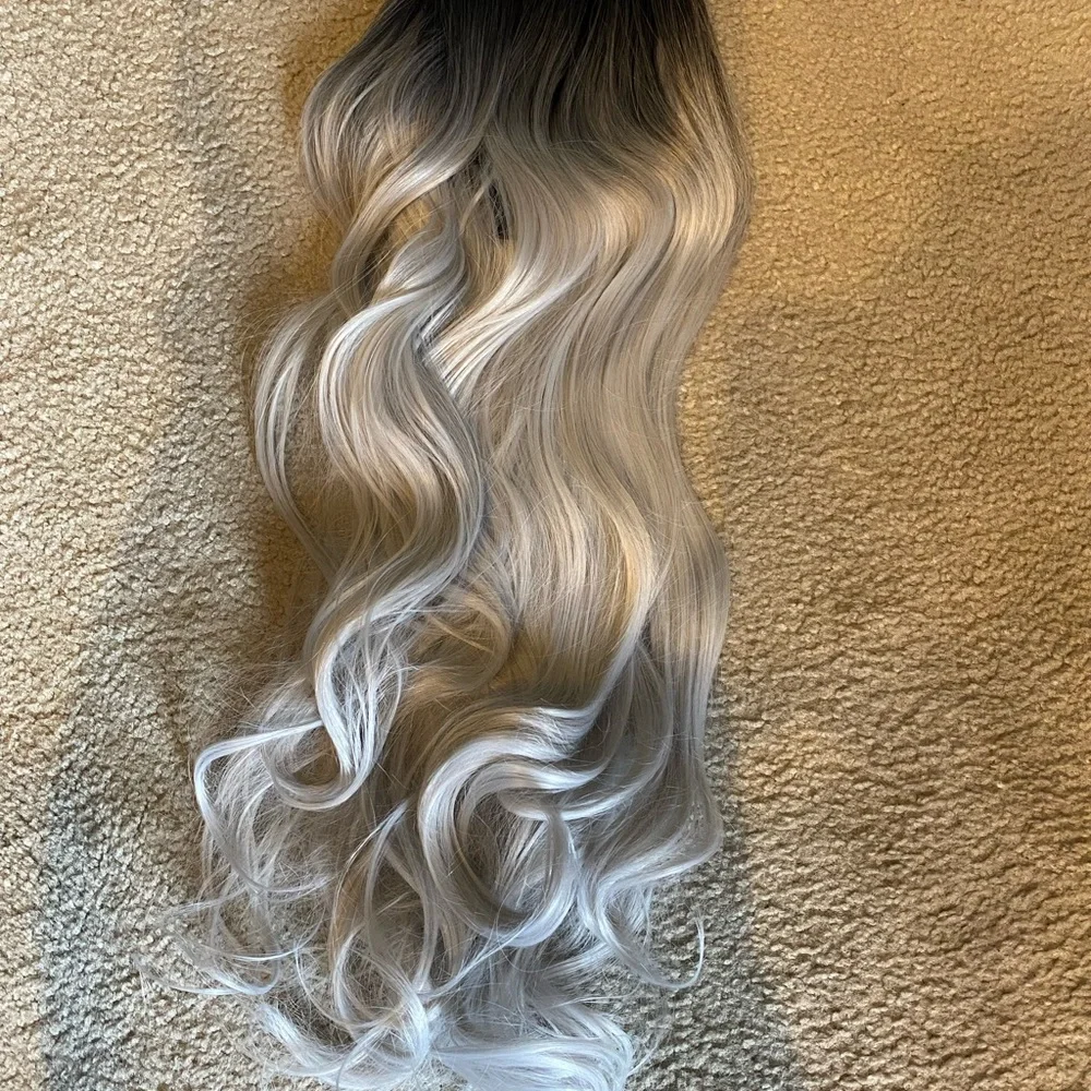 Synthetic Ombré Long Wavy Natural Looking Heat Resistant Wig